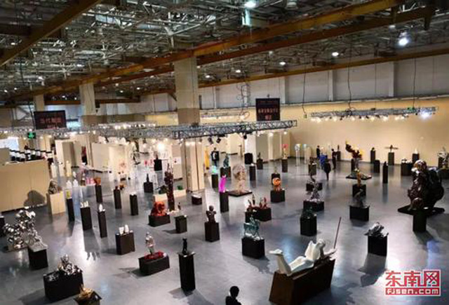 當(dāng)代雕塑藝術(shù)產(chǎn)業(yè)展覽會(huì)在廈門收官 《少年夢(mèng)》獲金獎(jiǎng)