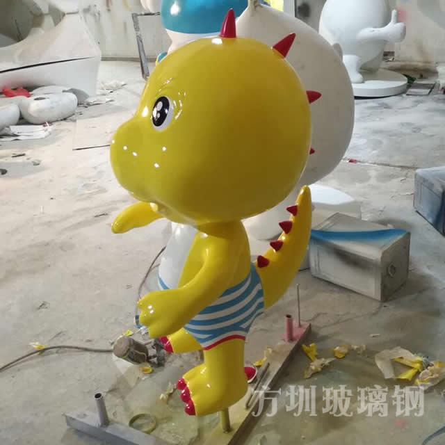 制造玻璃鋼雕塑的裝飾性噴漆時(shí)要考慮什么因素